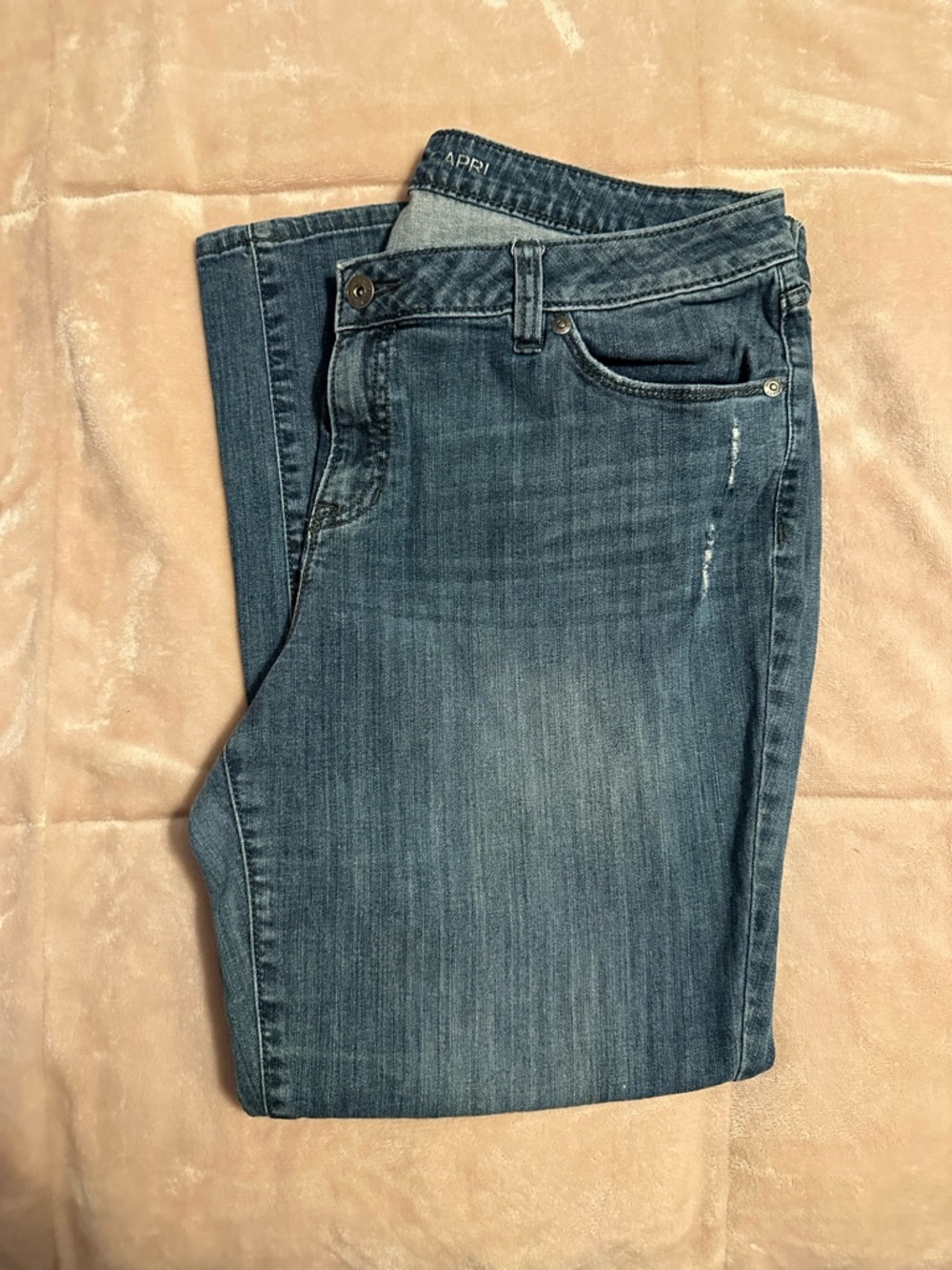 Slim Straight Blue Denim Capri Jeans